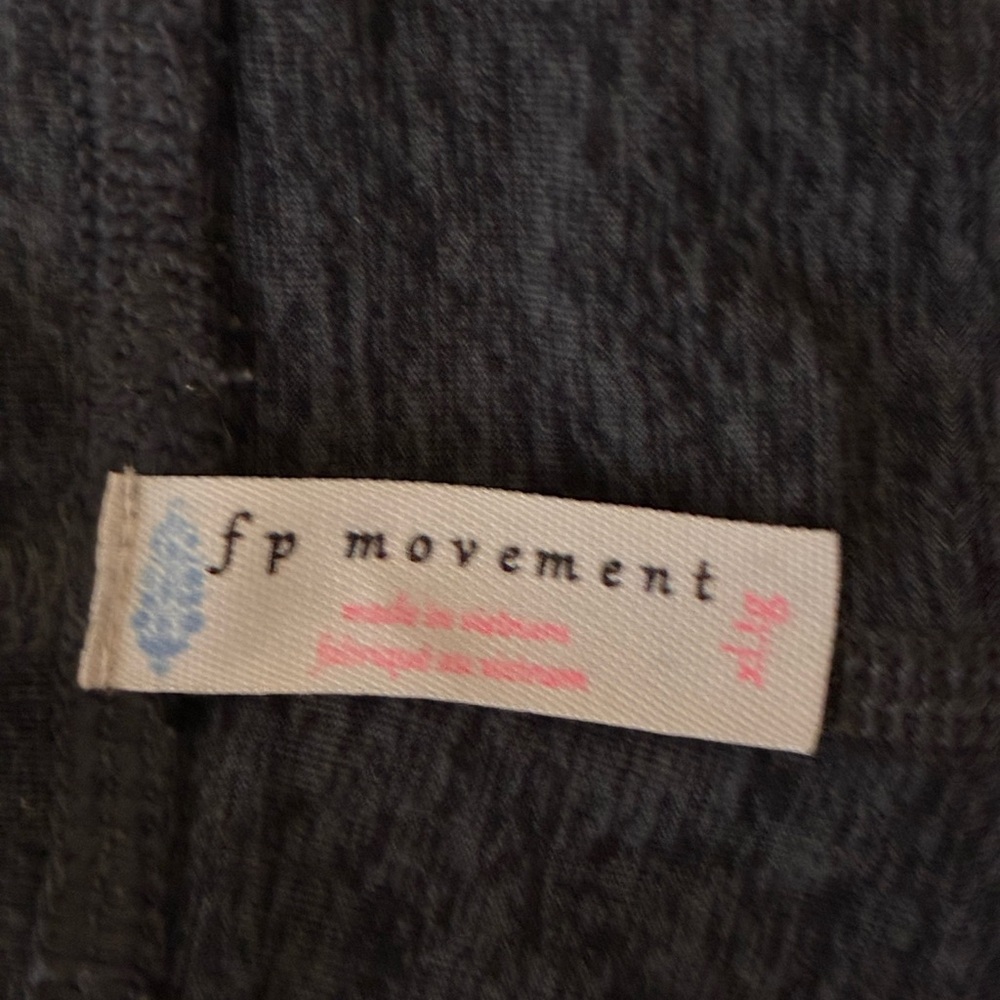 Free People | FP Movement gray cropped high rise cutout leg skinny leggings - Picture 3 of 14